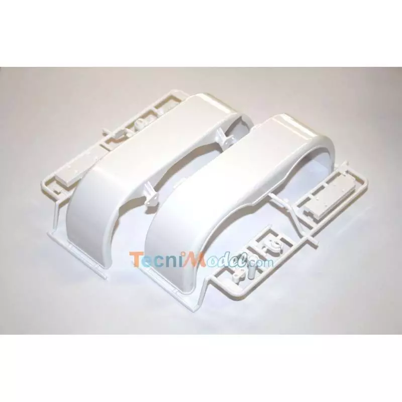 Grappes H (2 gardes-boue) de Grand Hauler Tamiya