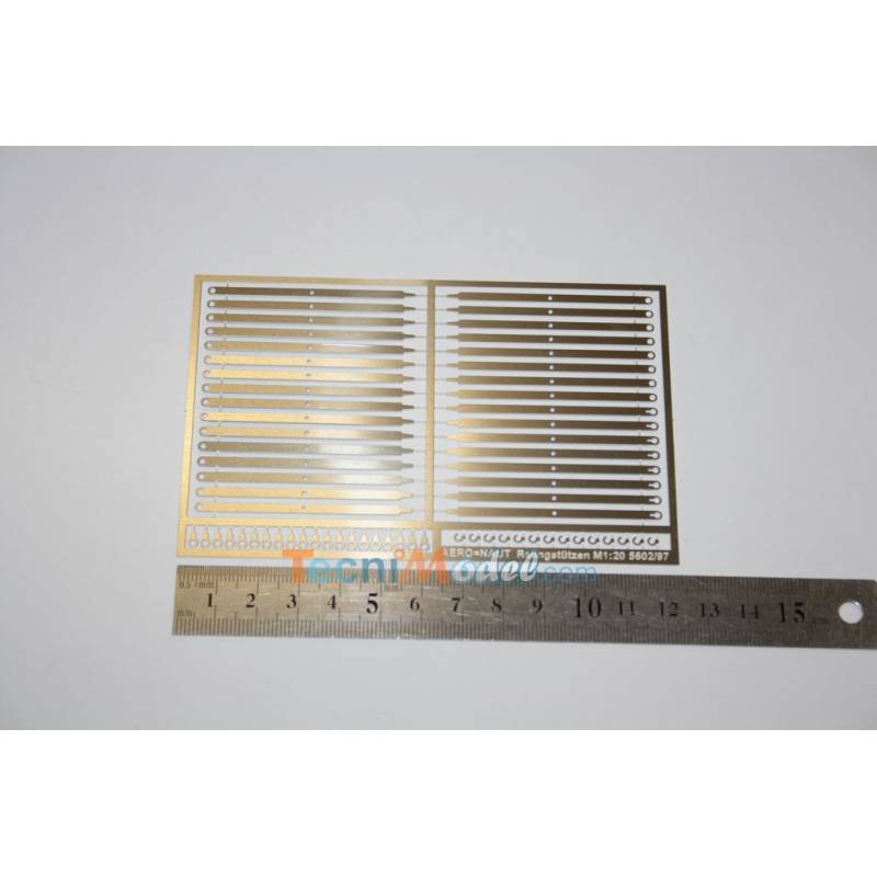 32 Rail stanchions flat 2-hole 51mm