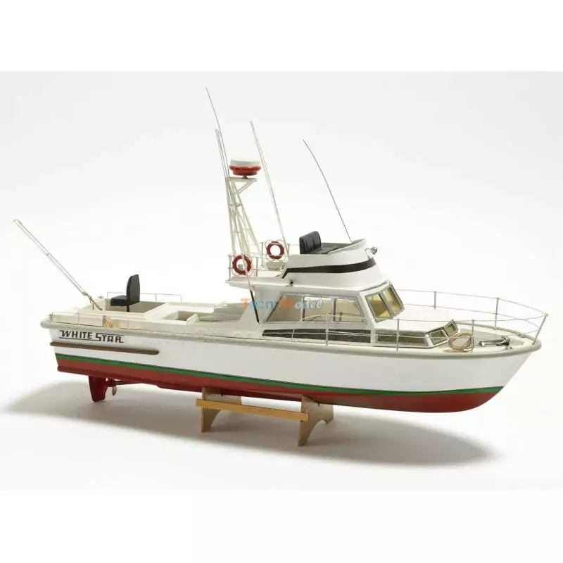 Bateau RC WHITE STAR Kit de Billing boats 052570 1/15