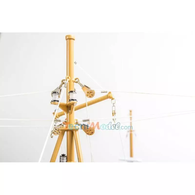 Crevettier Jule bateau radiocommandé en kit Aero-Naut 304500