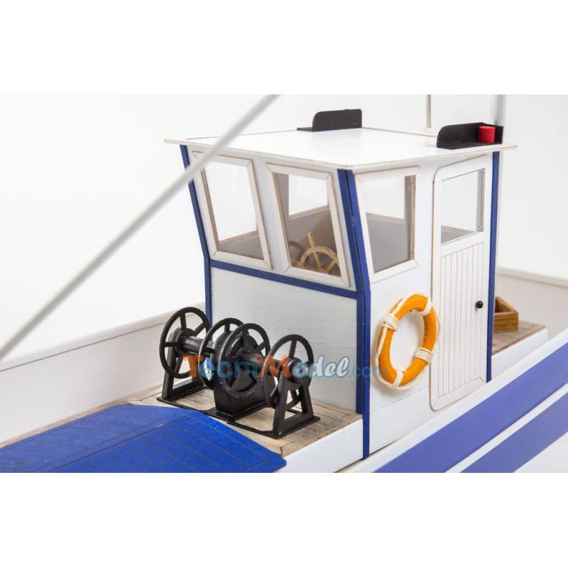 Moewe 2 Fishing Boat 1/25 Kit by Aero-Naut 309100
