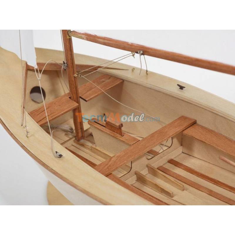 Vaurien Dinghy Sailboat 1/10 kit by Krick