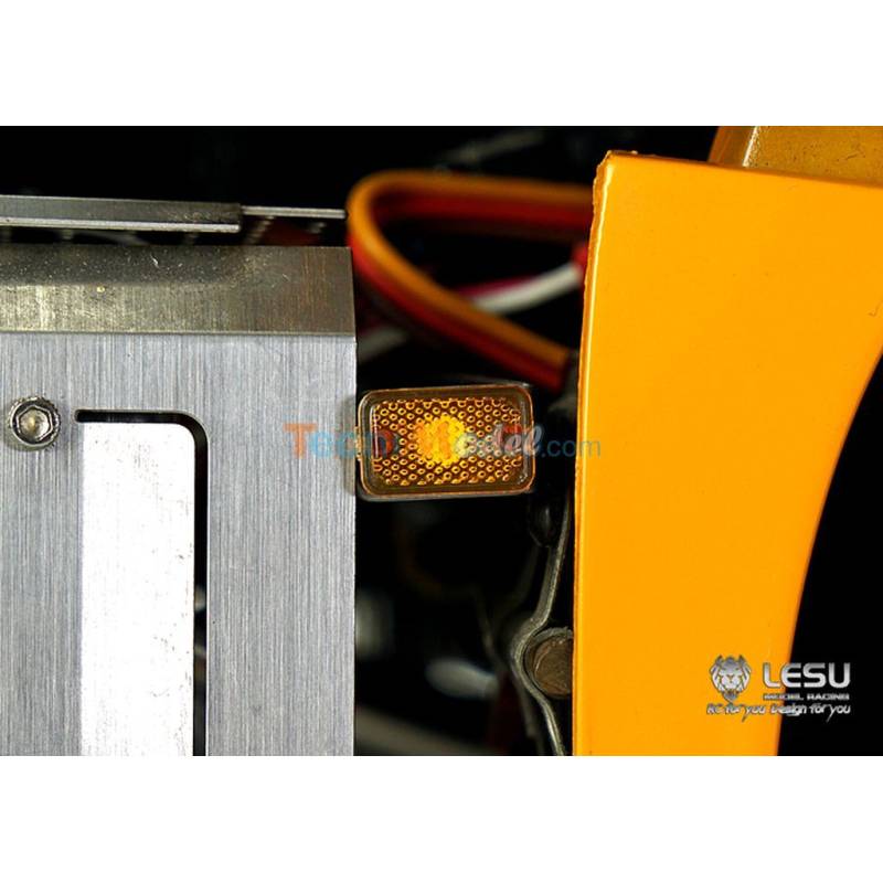 Pair of side lights for 1/14 RC Trucks by LESU
LESU S-1256