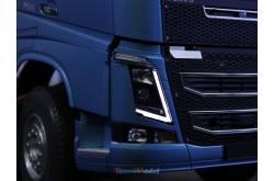 Platines de feux avant pour Volvo FH16 Tamiya