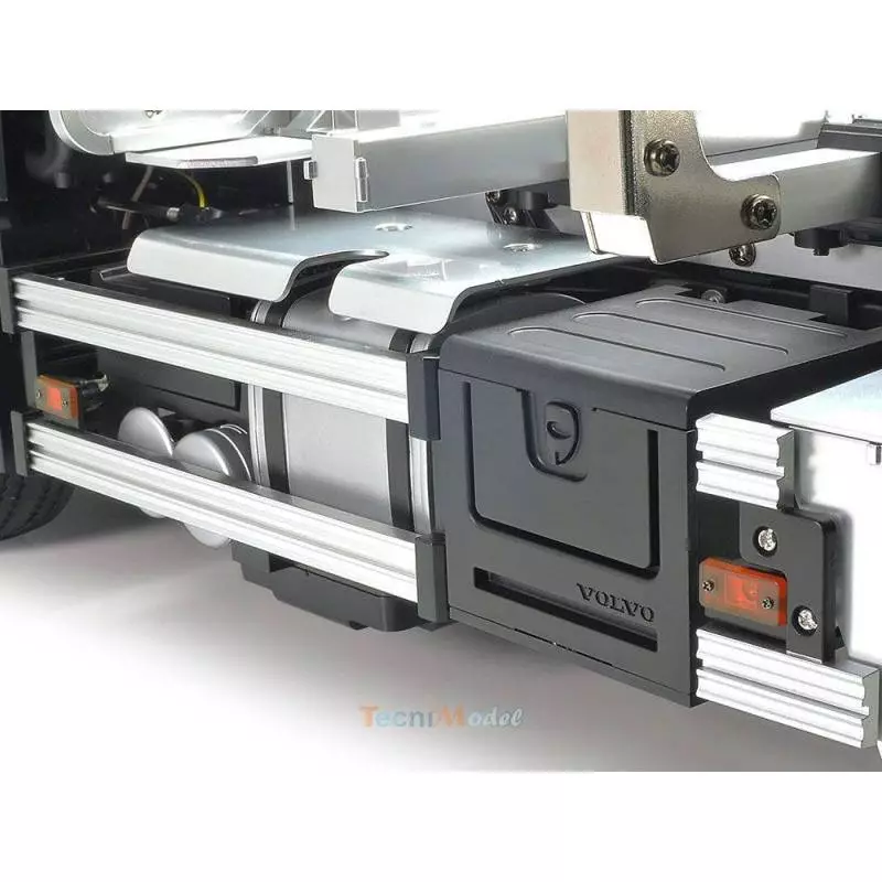 Camion RC Tamiya Volvo FH16 Globetrotter 750 6×4 Grumier 1/14 à monter et à peindre 56360