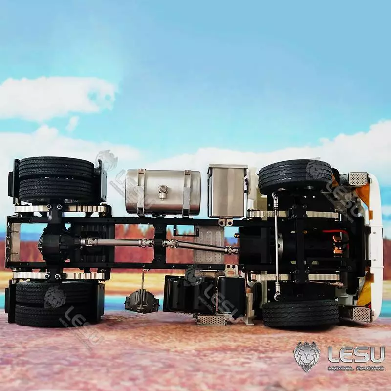 MAN TGS 4x2 1/14 RC Tractor Truck by LESU