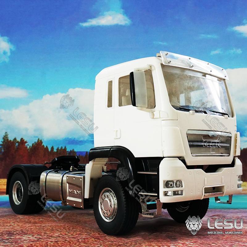 Camion radiocommandé MAN TGS 4x2 tracteur LESU au 1/14ème réf LS-Z0014