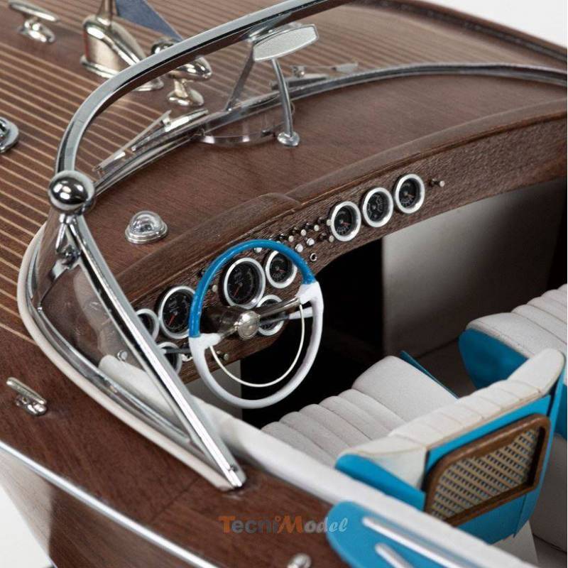 Italian Runabout kit RIVA AQUARAMA 1970 1/10 AMATI
