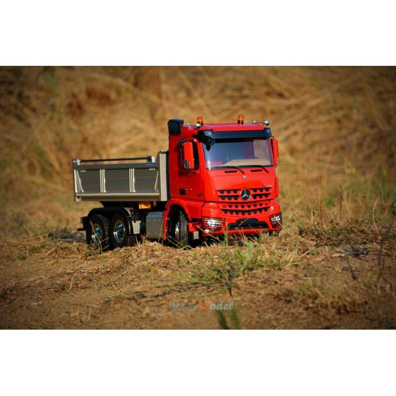 Camion Tamiya Mercedes Arocs 3348 benne 56361 ROUGE avec levage, lumières et son (Pack Complet)