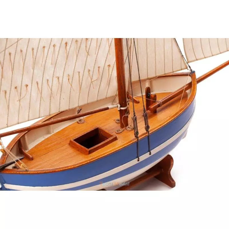 L'Espérance fishing boat 1/30 kit by BILLING BOATS