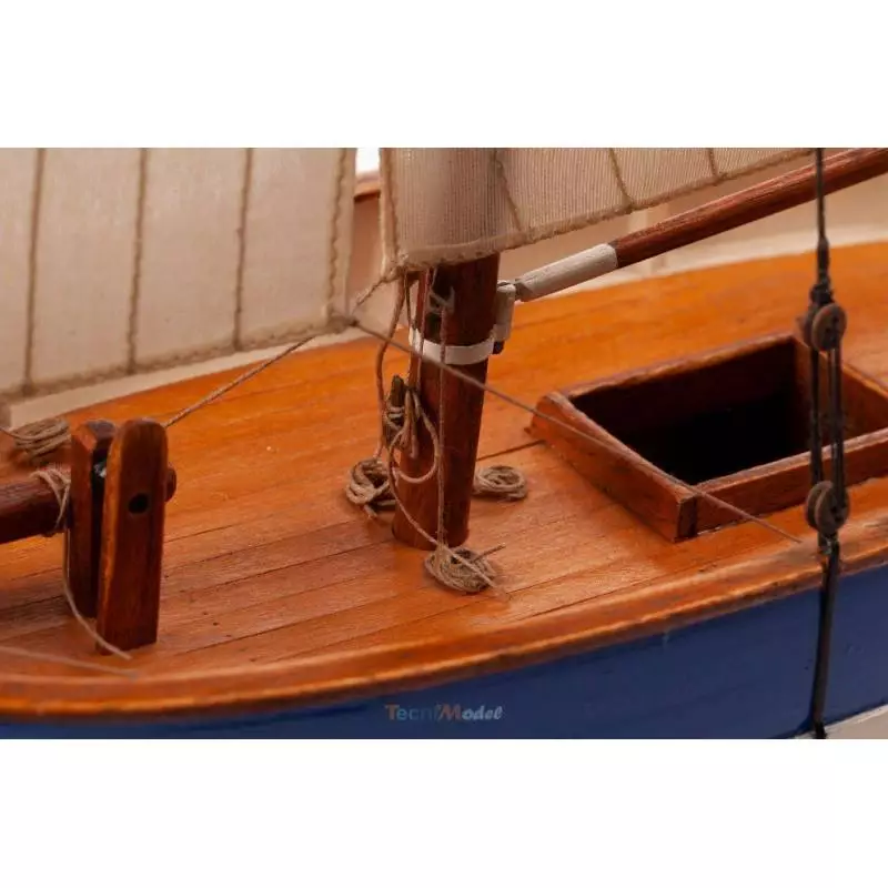 L'Espérance 1/30 de BILLING BOATS