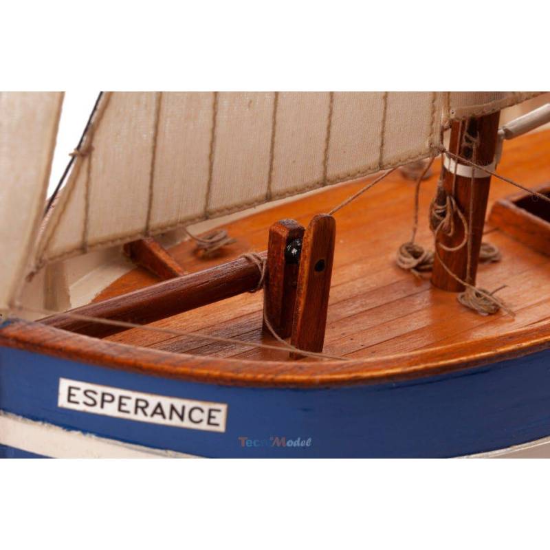 L'Espérance fishing boat 1/30 kit by BILLING BOATS