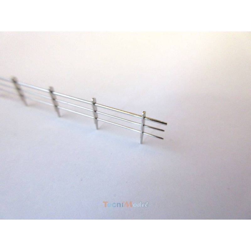 Lot de 5 garde-corps en laiton nickelé 7mm x 250mm
Aero-Naut 5603/07