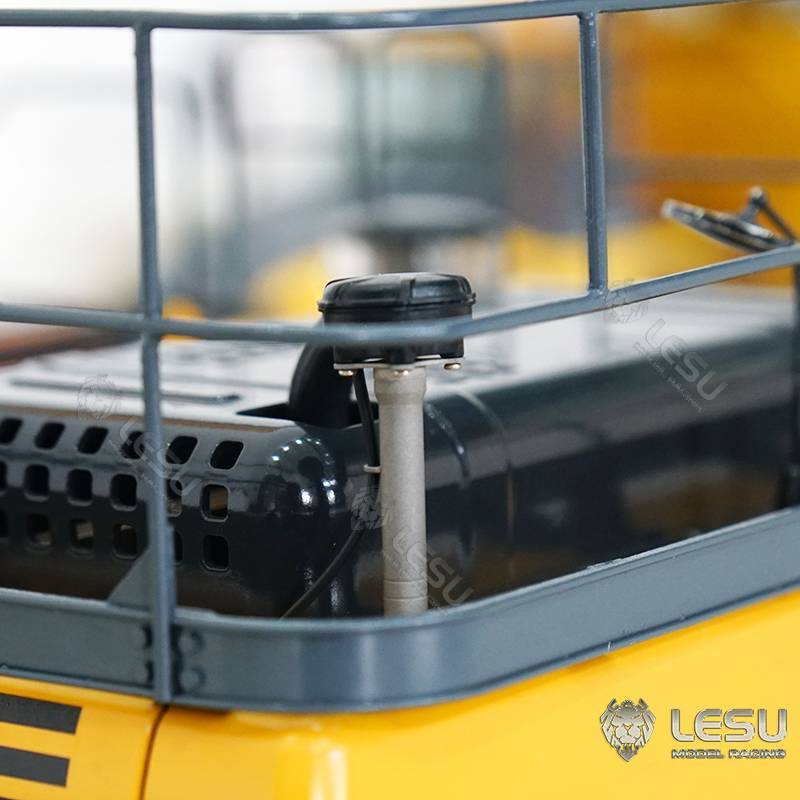 1 Antenne GPS factice pour engins de chantier 1/14
LESU G-6259