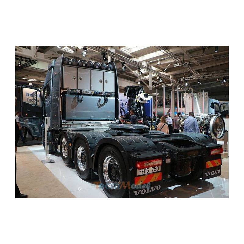 LESU Chassis tracteur 8x8 Volvo