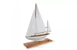 RC sailboat kit DORADE from Amati 1/20 - Amati A1605