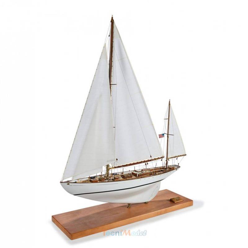 RC sailboat kit DORADE from Amati 1/20 - Amati A1605