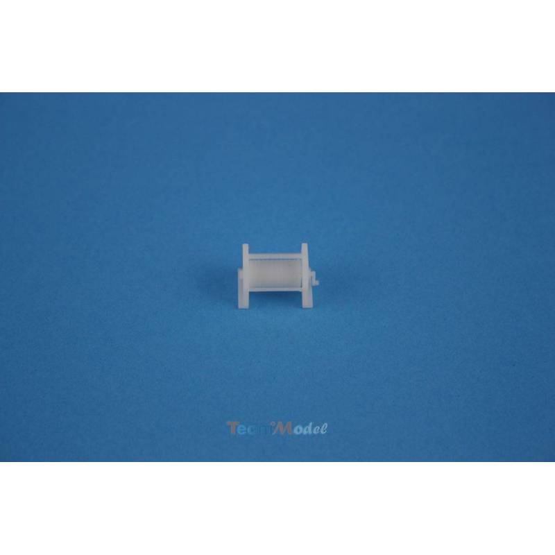 1 Petit treuil 1/80 type P19 en résine blanche