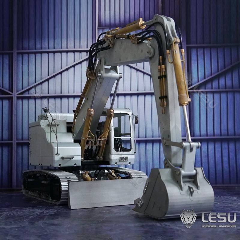 Compact RC ET26L 1/14 Hydraulic Excavator with variable angle boom by LESU