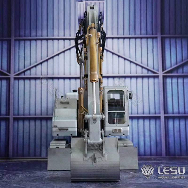Compact RC ET26L 1/14 Hydraulic Excavator with variable angle boom by LESU