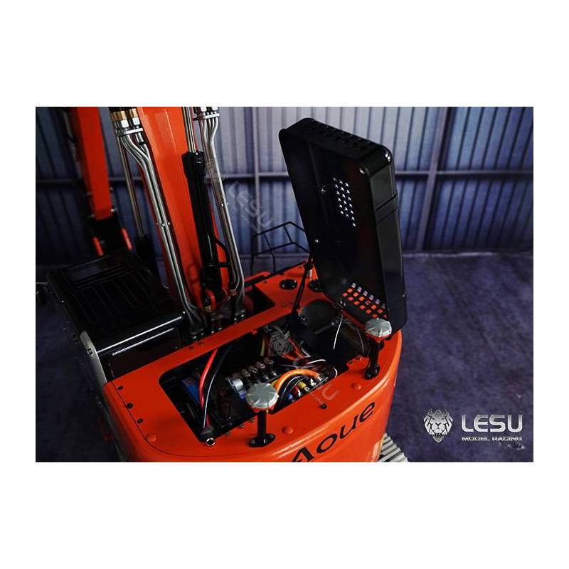 Compact RC ET26L 1/14 Hydraulic Excavator with variable angle boom by LESU