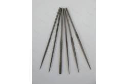 Set of 6 modeling rasps for wood.
Amati 7350