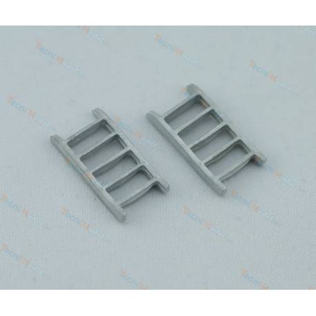 2 Escaliers en métal 22 x 10 mm