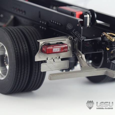 Feux arrière type Volvo et supports métal pour camion RC 1/14 - LESU S-1310