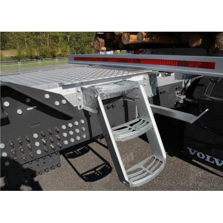 Aluminum and stainless steel rear cross-member with air cylinders