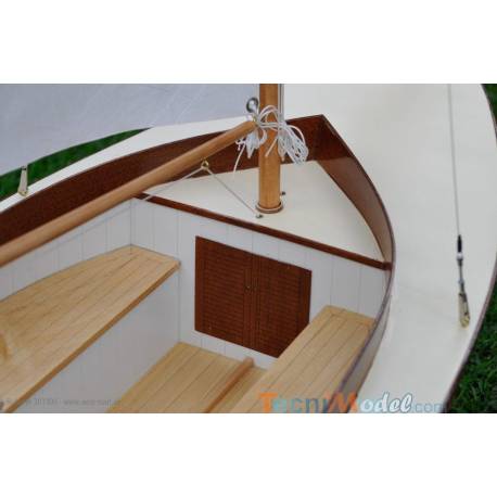 Bullseye RC Sailboat by Aero-Naut