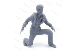 Sauveteur en mer accroupi 1/32