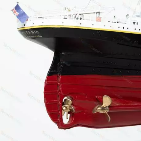 TITANIC 1/250 Kit by AMATI