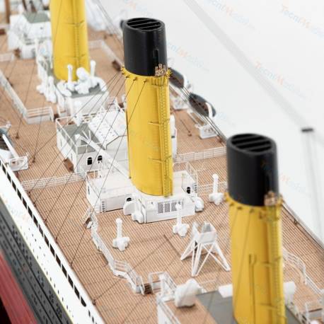 TITANIC 1/250 Kit by AMATI