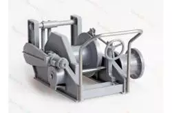 1 Treuil de remorquage en plastique Graupner 373