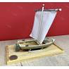 Canot à voile construction bois 1/35