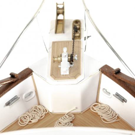 Le GRAND BANKS - Yacht classique de AMATI - Échelle 1/20 - AMATI B1607