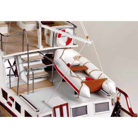 Le GRAND BANKS - Yacht classique de AMATI - Échelle 1/20 - AMATI B1607