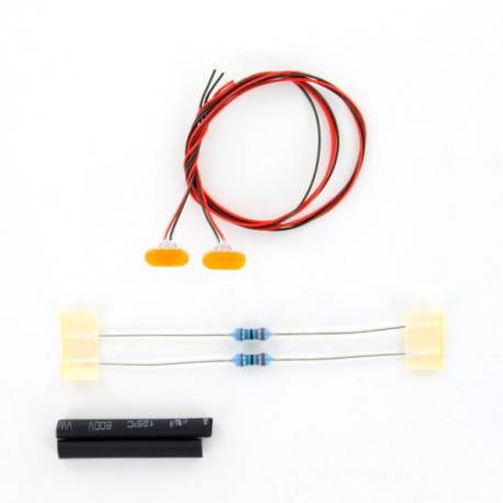 Pair of orange side lights 7.3x3.7mm 7.2V - 12V