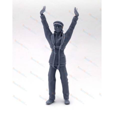 1 Figurine de marin debout bras levés avec casquette 1/30