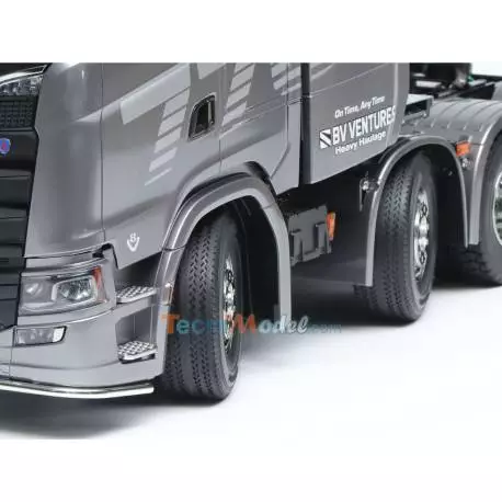 Camion Tamiya Scania 770 S V8 Tracteur Lourd 8x4/4 1/14 avec lumières et sons (Pack complet)