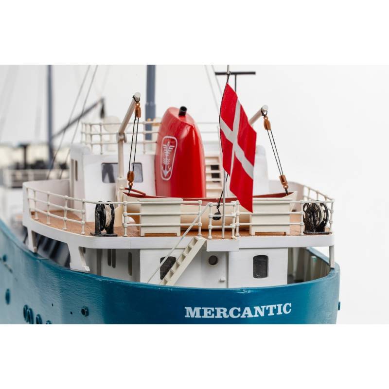 Mercantic Freighter in 1/50 scale from Billing-Boats