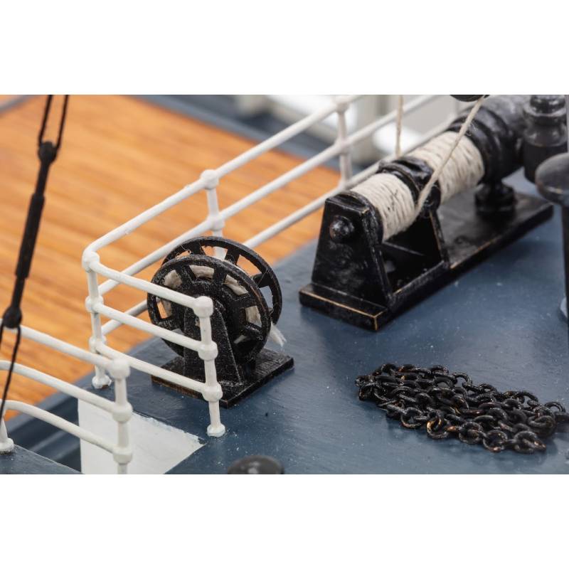 Mercantic Freighter in 1/50 scale from Billing-Boats
