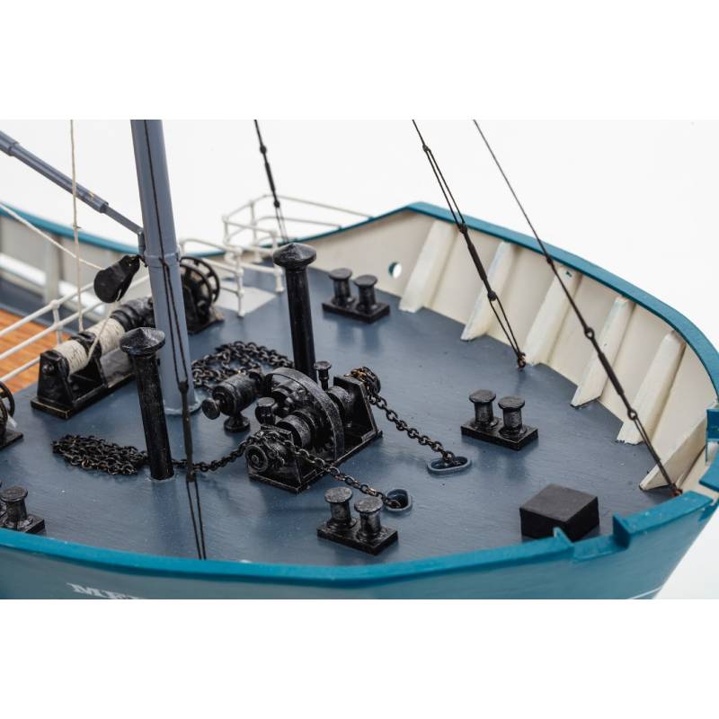 Mercantic Freighter in 1/50 scale from Billing-Boats