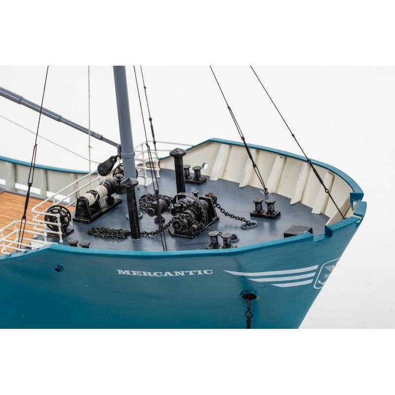 Mercantic Freighter in 1/50 scale from Billing-Boats