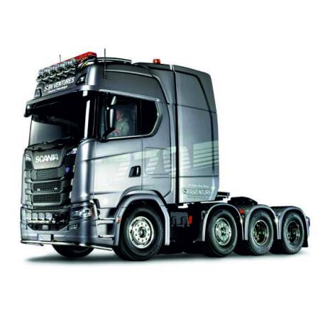 Tamiya RC Truck Scania 770 S V8 Heavy Tractor 8x4/4 1/14 with lights, sounds and 14-channel LCD radio (Complete Pack)