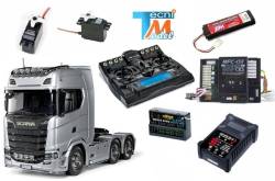 Camion RC Tamiya Scania 770 S V8 6x4 1/14 Aluminium Brillant TS-17 avec lumières et sons et radio 14 voies LCD (Pack complet)