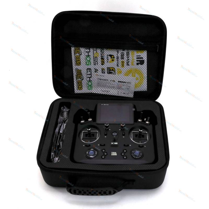 Radio FrSky Tandem X18 Noire avec accu et mallette