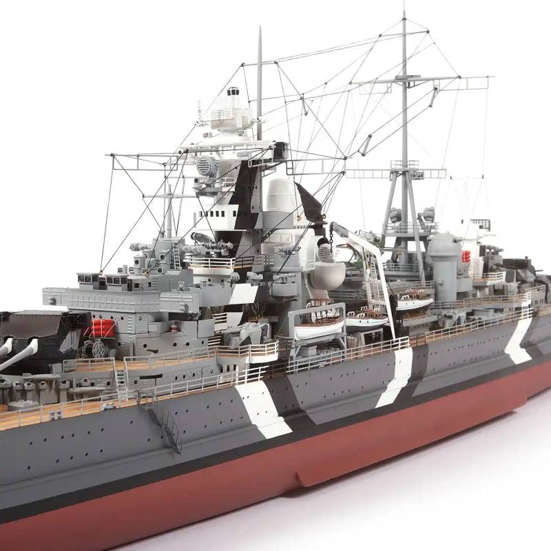 Kit du croiseur lourd Prinz Eugen 1/200 de OCCRE
