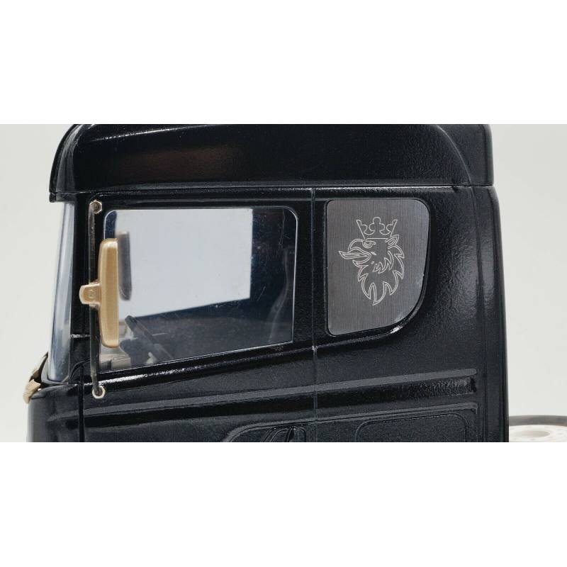 Chrome side window decoration for Scania R 1/14 with engraved Griffon motif - SCALE PARTS SP-01-04-067