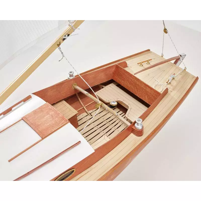 Pack Voilier RC Folkeboot 1/7,6 en kit tout bois + lest de quille - Krick 20390 et 20391